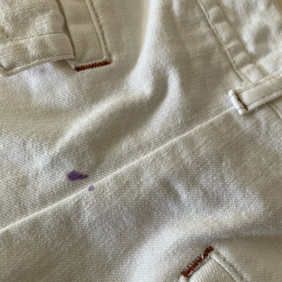 Theory White Biker Shorts - Size 2 - Picture 5 of 6